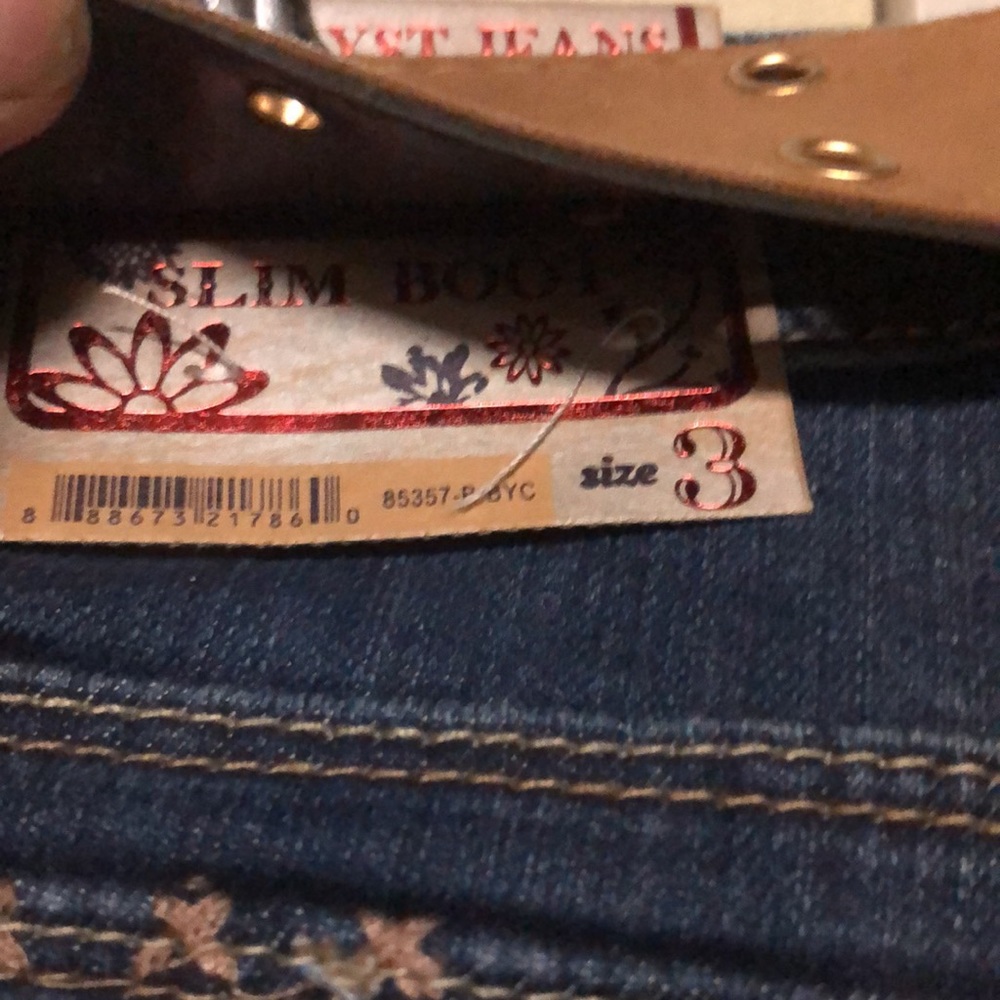 #1805 Amethyst Jeans NWT Sz 3 low rise slim boot - Picture 11 of 11